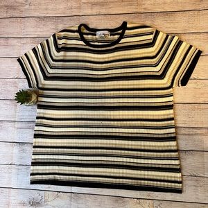 CROFT AND BARROW L tan, and black stripes